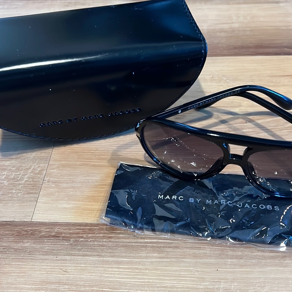 Marc Jacoba Aviator Sunglasses